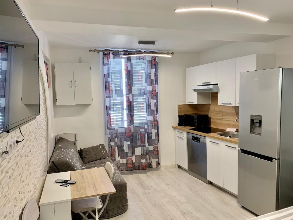 Magnifique Studio Au Coeur Historique De Frejus Ngoại thất bức ảnh