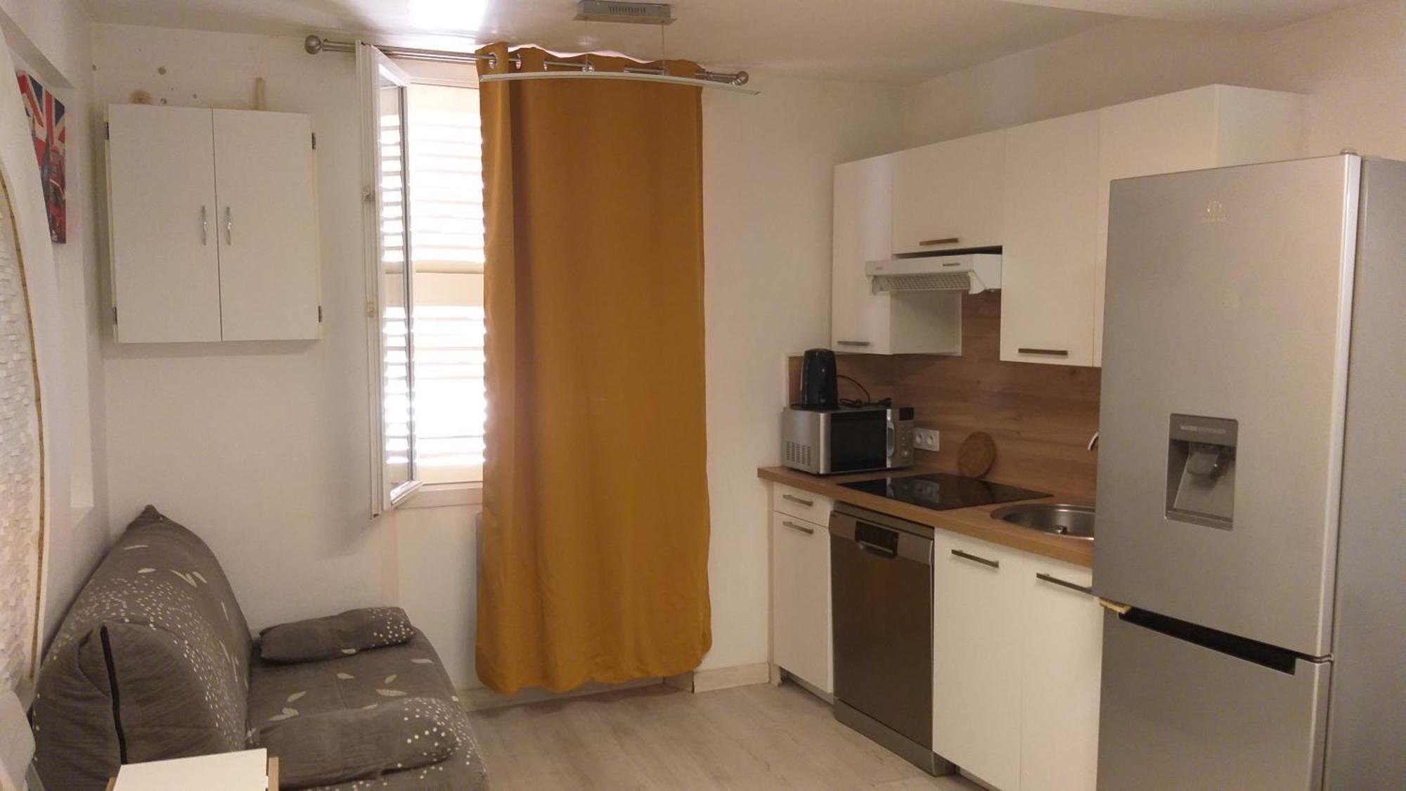 Magnifique Studio Au Coeur Historique De Frejus Ngoại thất bức ảnh